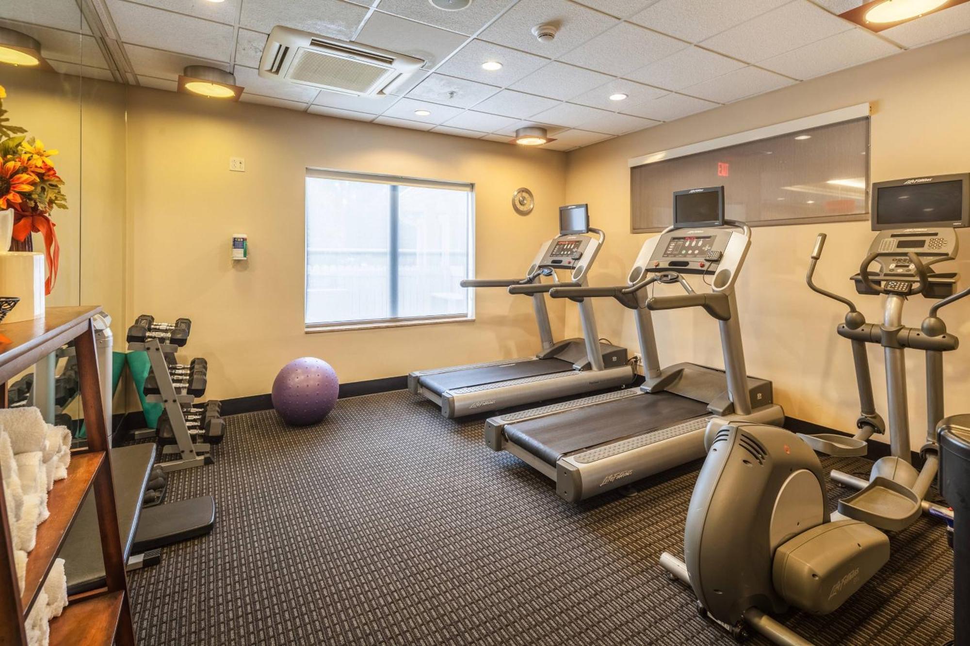 Towneplace Suites Jacksonville Butler Boulevard מראה חיצוני תמונה