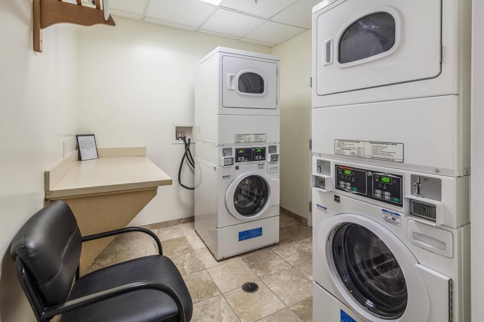 Towneplace Suites Jacksonville Butler Boulevard מראה חיצוני תמונה